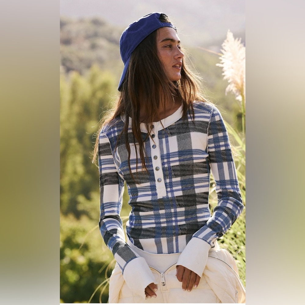 Free People Blue and White Plaid Long Sleeve Henley